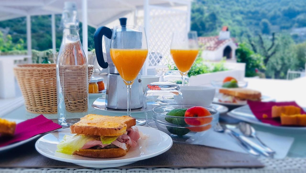 La Locanda Della Castellana Adults Only Пешичи Екстериор снимка