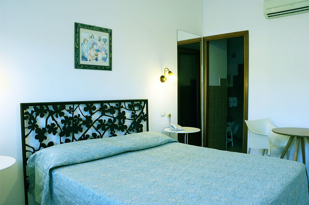 La Locanda Della Castellana Adults Only Пешичи Екстериор снимка