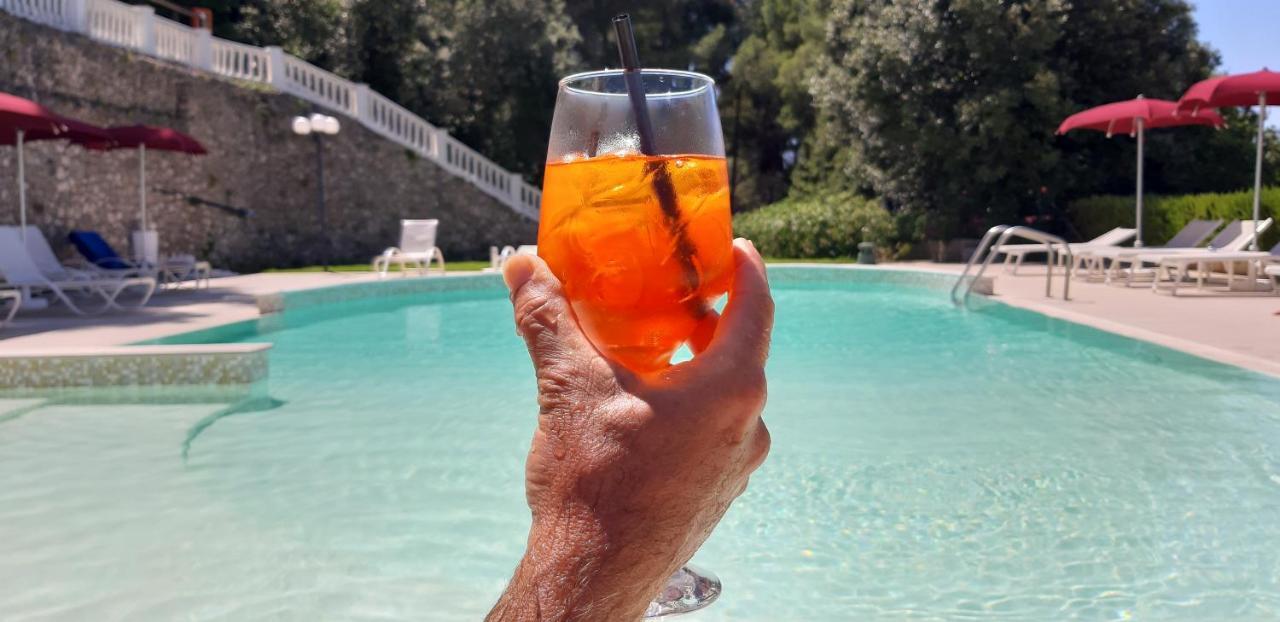La Locanda Della Castellana Adults Only Пешичи Екстериор снимка