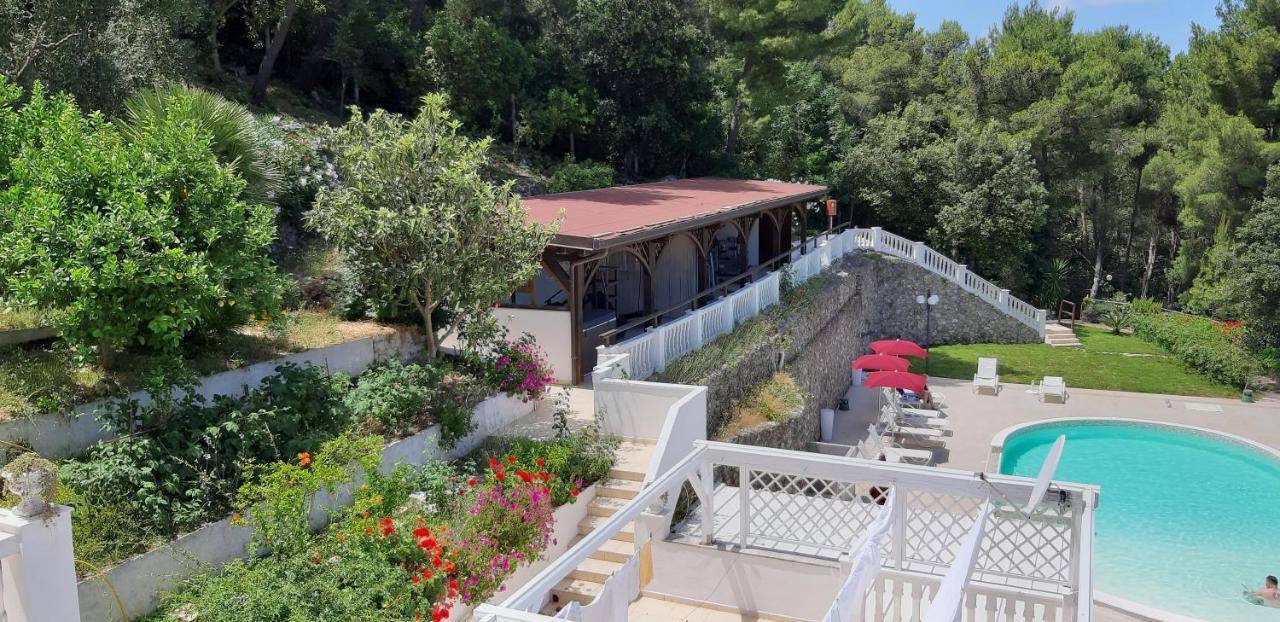 La Locanda Della Castellana Adults Only Пешичи Екстериор снимка