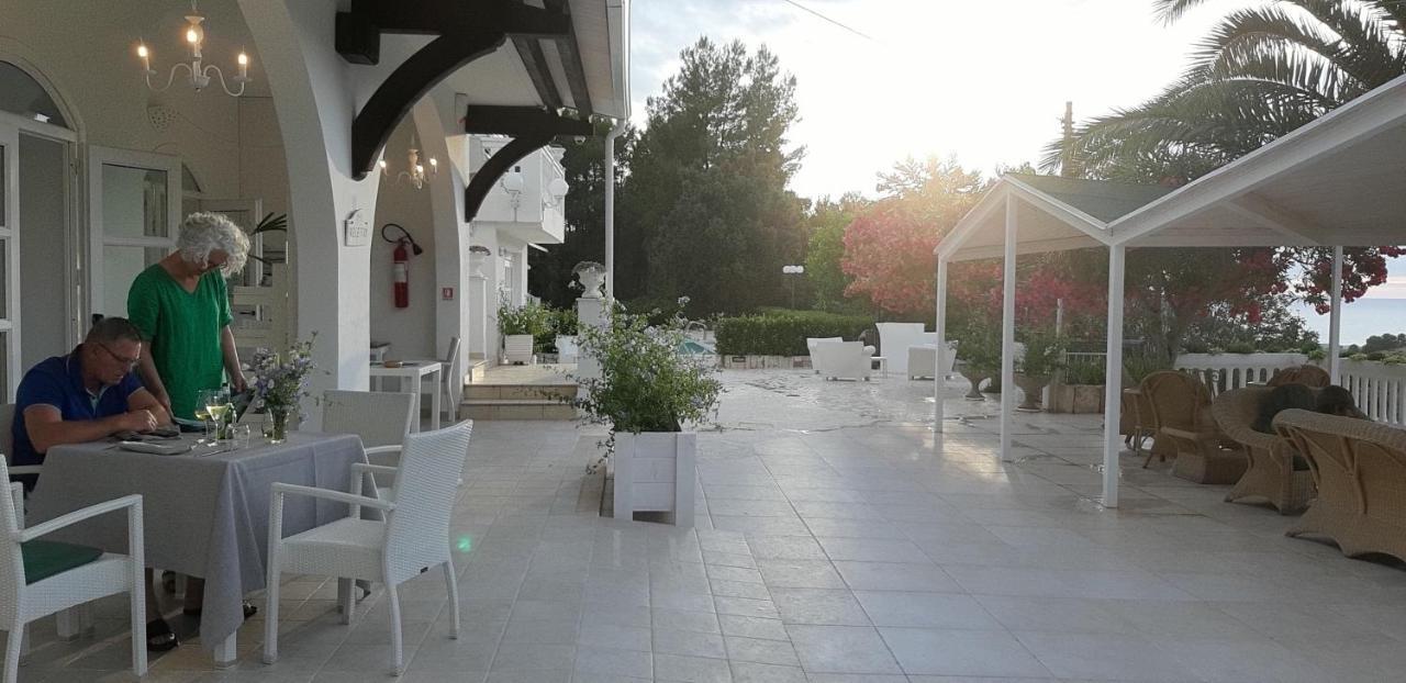 La Locanda Della Castellana Adults Only Пешичи Екстериор снимка